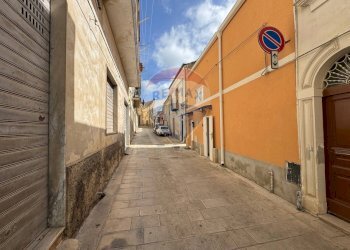 Edificio all\'aperto - Casa indipendente VIA CARLO PAPA
 
71/73, Modica - foto 39