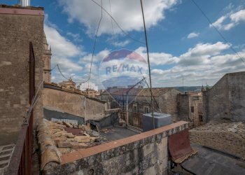 Edificio all\'aperto - Casa indipendente VIA SAN GIOVANNI
 
22, Ragusa - foto 30