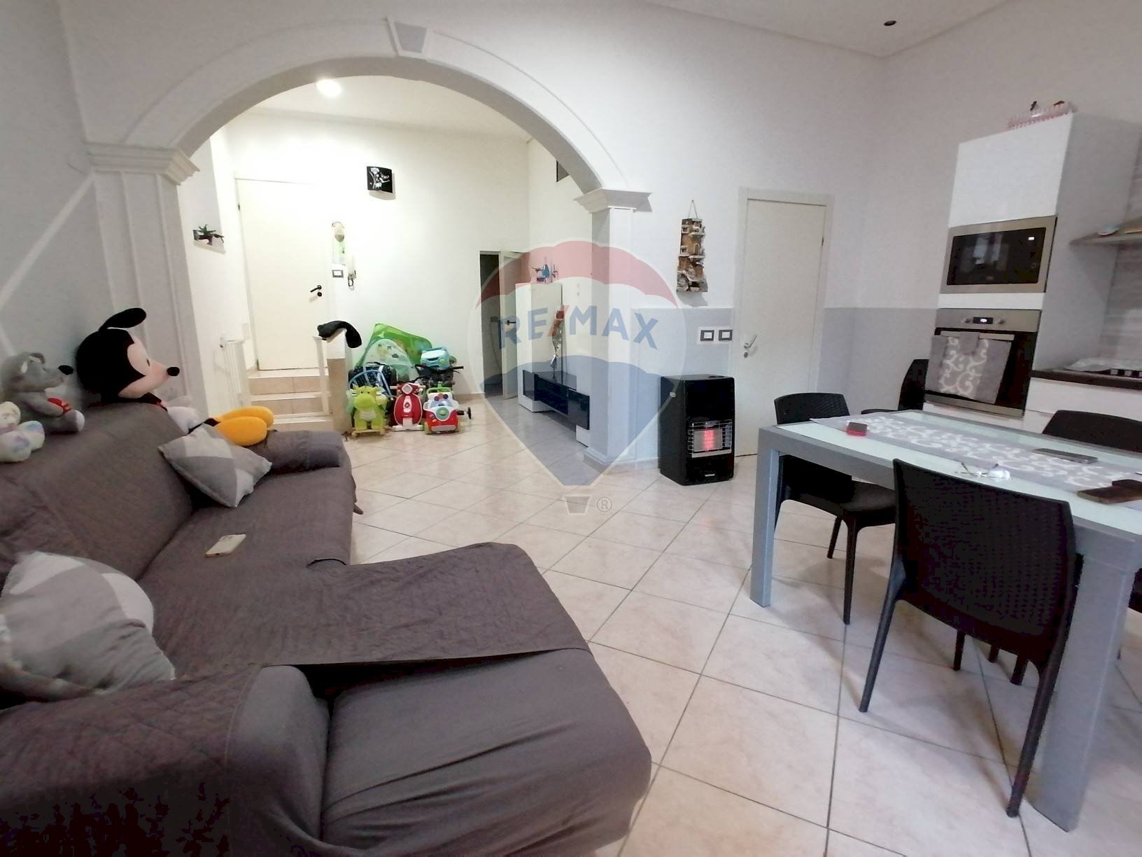 Sala da pranzo - Independent house via Rosolino Pilo
 
44, Comiso - photo 3