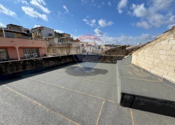 Terrazza - Casa indipendente VIA SAN LEONARDO
 
72, Comiso - foto 8