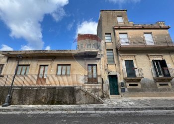 Edificio all\'aperto - Casa indipendente VIA SAN LEONARDO
 
72, Comiso - foto 17