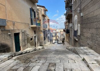 Edificio all\'aperto - Casa indipendente VIA SAN LEONARDO
 
72, Comiso - foto 19