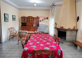 Sala da pranzo - Casa indipendente Contrada Giardinello
 
1, Comiso - foto 6