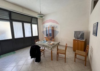 Sala da pranzo - Casa indipendente Via Vespri
 
117/119, Giarratana - foto 4