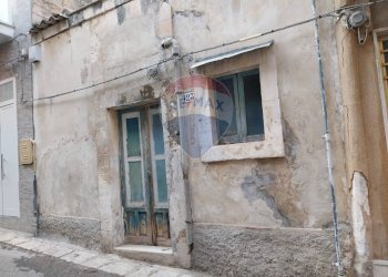 Edificio all\'aperto - Rustico Via Gioacchino Rossini
 
123, Ragusa - foto 4