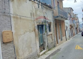 Edificio all\'aperto - Rustico Via Gioacchino Rossini
 
123, Ragusa - foto 7