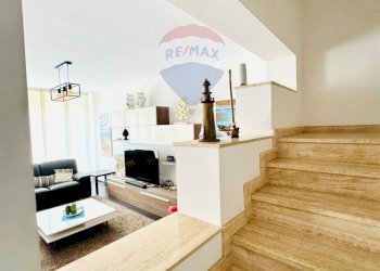 Scale - Casa semi indipendente Via S. Josemaria Escrivà
 
28, Ragusa - foto 32