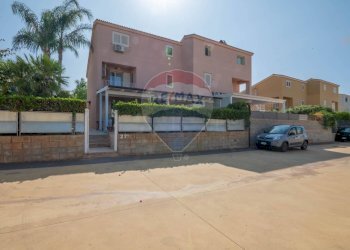 Edificio all\'aperto - Casa semi indipendente Via S. Josemaria Escrivà
 
28, Ragusa - foto 87