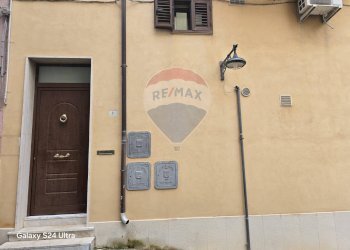 Edificio all\'aperto - Quadrilocale via Casa
 
1, Ragusa - foto 12