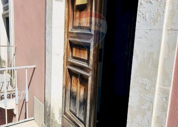 Balcone - Casa indipendente via francesco petrarca
 
28, Comiso - foto 6
