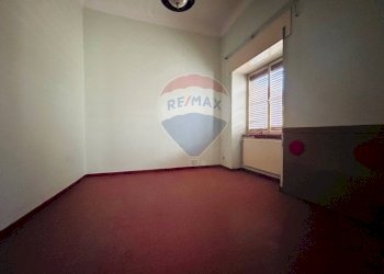 Stanza vuota - Casa indipendente via francesco petrarca
 
28, Comiso - foto 10