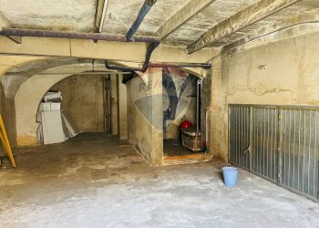 Parcheggio - Casa indipendente via francesco petrarca
 
28, Comiso - foto 27