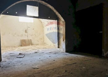 Stanza vuota - Casa indipendente via francesco petrarca
 
28, Comiso - foto 29