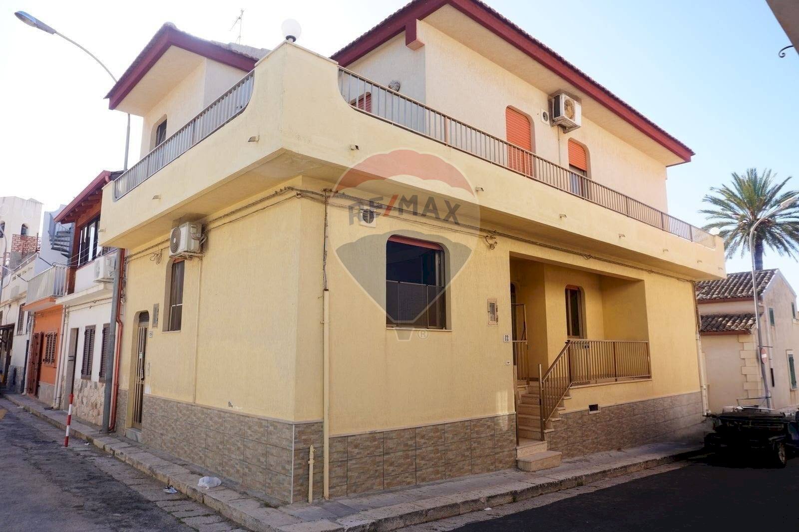 Casa all\'aperto - Quadrilocale VIA AUGUSTA
 
12, Ragusa - foto 2