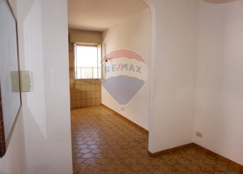 Hall / corridoio - Quadrilocale VIA AUGUSTA
 
12, Ragusa - foto 9