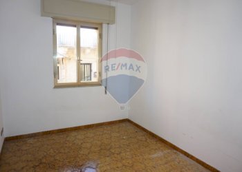 Stanza vuota - Quadrilocale VIA AUGUSTA
 
12, Ragusa - foto 17