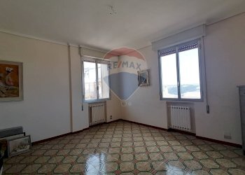 Stanza vuota - Appartamento via Ecce Homo
 
183, Ragusa - foto 18