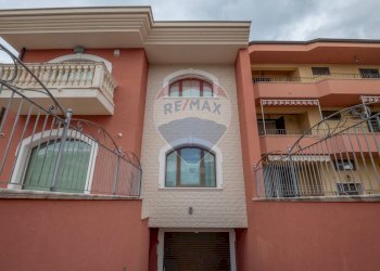 Edificio all\'aperto - Locale Commerciale contrada  quadri, Francofonte - foto 4