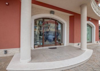 Terrazza - Locale Commerciale contrada  quadri, Francofonte - foto 1