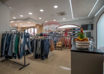 Cabina armadio - Locale Commerciale contrada  quadri, Francofonte - foto 25