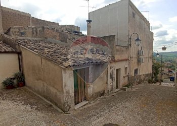 Edificio all\'aperto - Casa indipendente vincenzo  bellini
 
126, Giarratana - foto 8