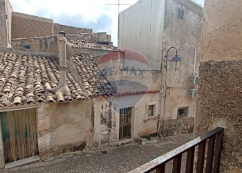 Edificio all\'aperto - Casa indipendente vincenzo  bellini
 
126, Giarratana - foto 13