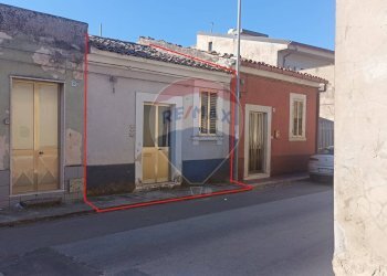 Edificio all\'aperto - Casa indipendente venticinque luglio
 
225, Comiso - foto 36