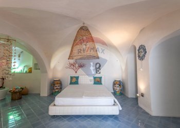 Camera / camera da letto - Casa indipendente via Mantova
 
13, Comiso - foto 58