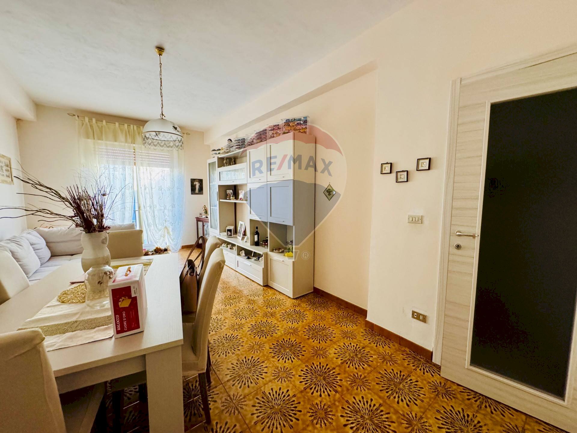 Sala da pranzo - Appartamento VIA GOZZI
 
118, Santa Croce Camerina - foto 1