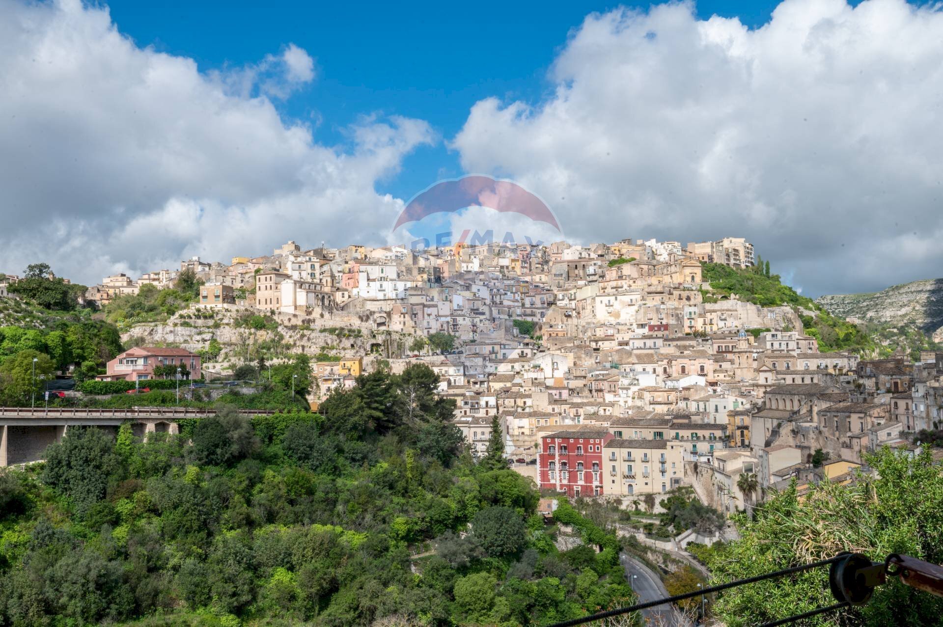 Edificio all\'aperto - Casa indipendente Via Chiasso Chiavola
 
5, Ragusa - foto 1