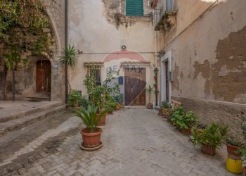 Casa all\'aperto - Casa indipendente Via Chiasso Chiavola
 
5, Ragusa - foto 19