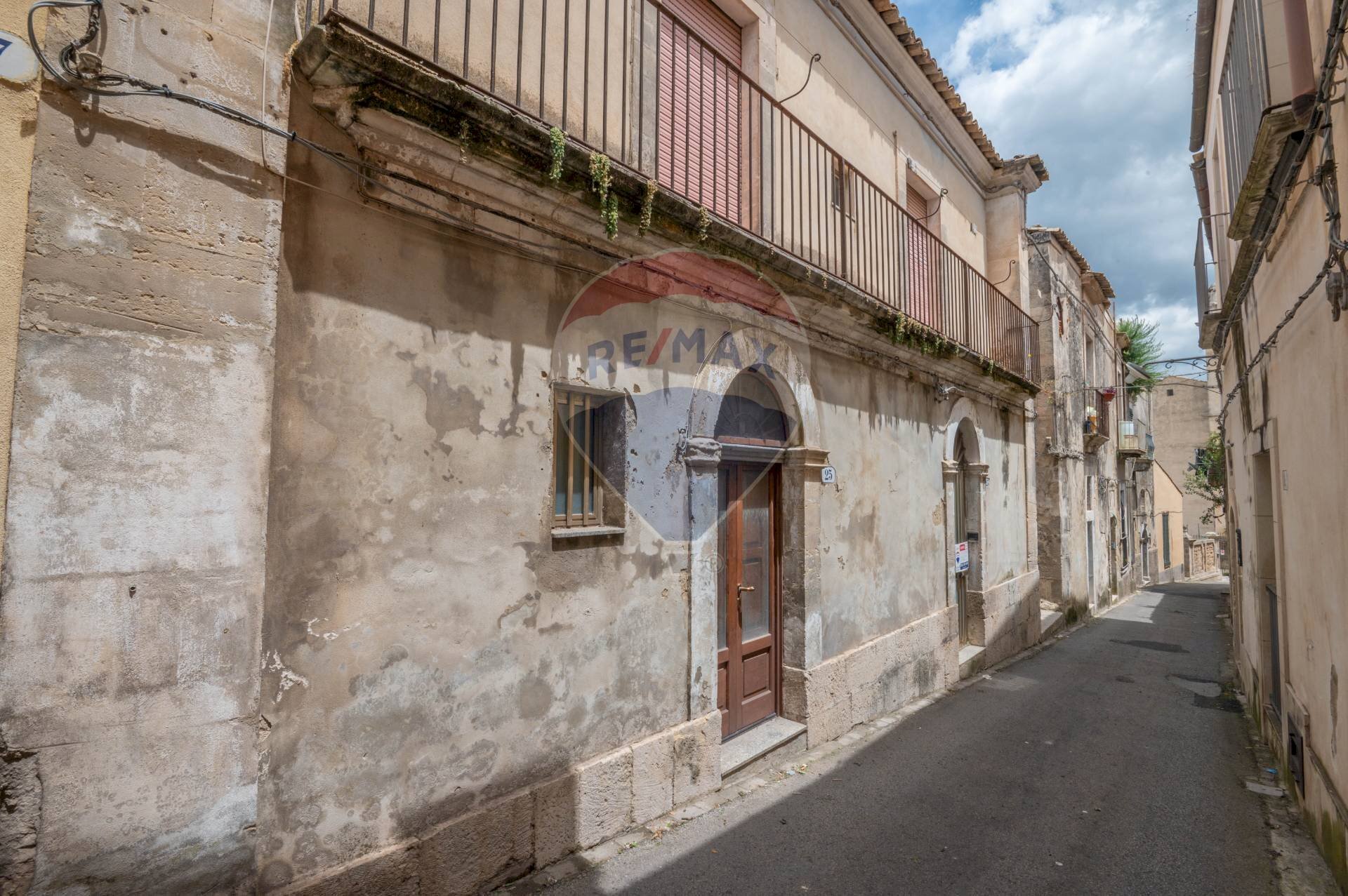 Edificio all\'aperto - Apartment Via Chiaramonte
 
23, Ragusa - photo 1