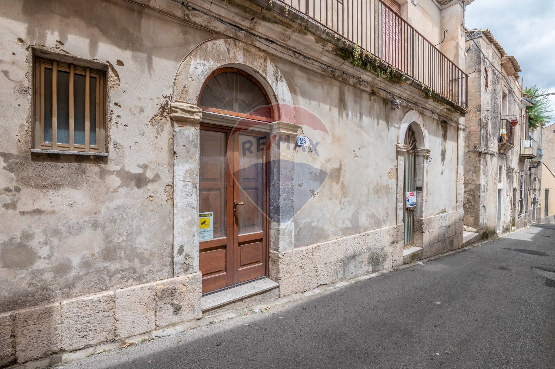 Edificio all\'aperto - Apartment Via Chiaramonte
 
23, Ragusa - photo 2