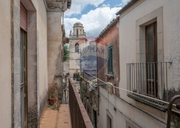 Balcone - Appartamento Via Chiaramonte
 
23, Ragusa - foto 23