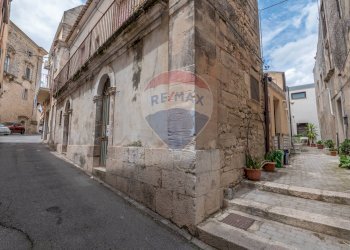 Edificio all\'aperto - Appartamento Via Chiaramonte
 
23, Ragusa - foto 27