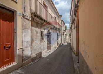 Edificio all\'aperto - Appartamento Via Chiaramonte
 
23, Ragusa - foto 28