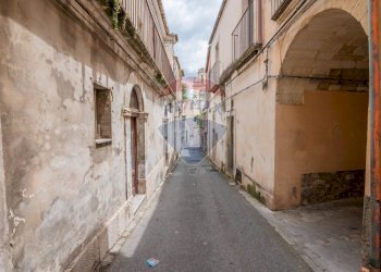 Edificio all\'aperto - Appartamento Via Chiaramonte
 
23, Ragusa - foto 29