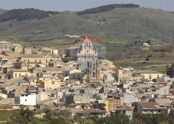 Vista delle montagne - Appartamento Via Feliciano Rossitto
 
1, Giarratana - foto 11