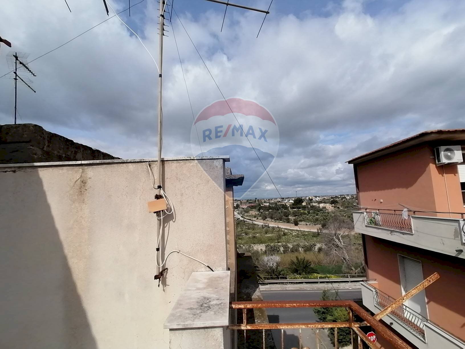 Edificio all\'aperto - Casa indipendente via Ricasoli
 
59 / 61, Comiso - foto 1