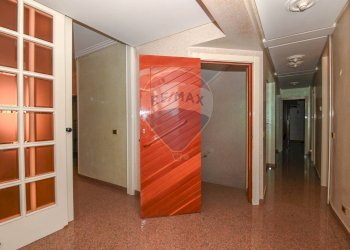 Hall / corridoio - Casa indipendente via Venezia
 
6, Comiso - foto 4