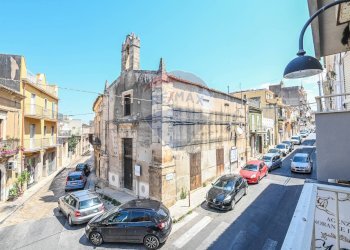 Edificio all\'aperto - Casa indipendente via Venezia
 
6, Comiso - foto 36