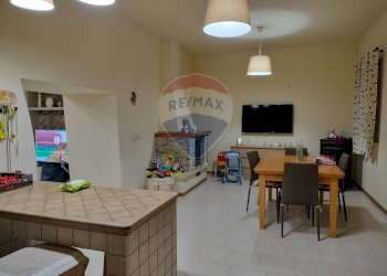 Sala da pranzo - Rustic C/da Olivieri strada provinciale 4, Vittoria - photo 4