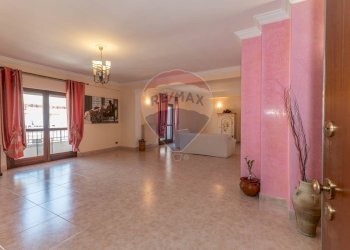 Stanza vuota - Appartamento VIA GIACINTO MENOTTI SERRATI
 
18, Vittoria - foto 1