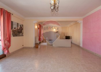 Soggiorno - Appartamento VIA GIACINTO MENOTTI SERRATI
 
18, Vittoria - foto 4