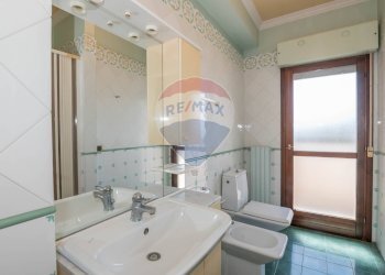 Bagno - Appartamento VIA GIACINTO MENOTTI SERRATI
 
18, Vittoria - foto 12