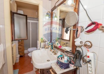 Bagno - Appartamento VIA GIACINTO MENOTTI SERRATI
 
18, Vittoria - foto 27