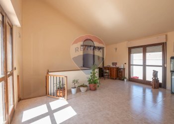 Soggiorno - Appartamento VIA GIACINTO MENOTTI SERRATI
 
18, Vittoria - foto 29