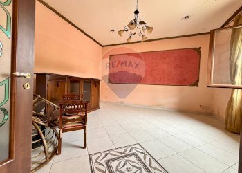 Soggiorno - Villa Via Giacinto Menotti Serrati
 
5, Vittoria - foto 8