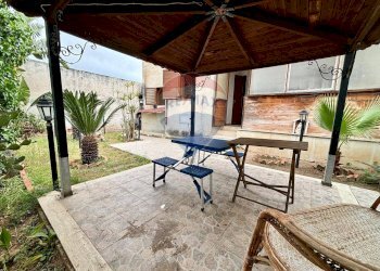 Terrazza - Villa Via Giacinto Menotti Serrati
 
5, Vittoria - foto 10