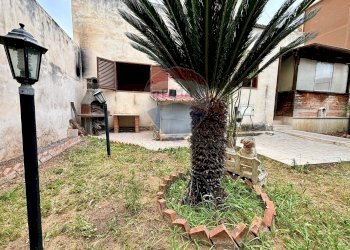 Giardino - Villa Via Giacinto Menotti Serrati
 
5, Vittoria - foto 17